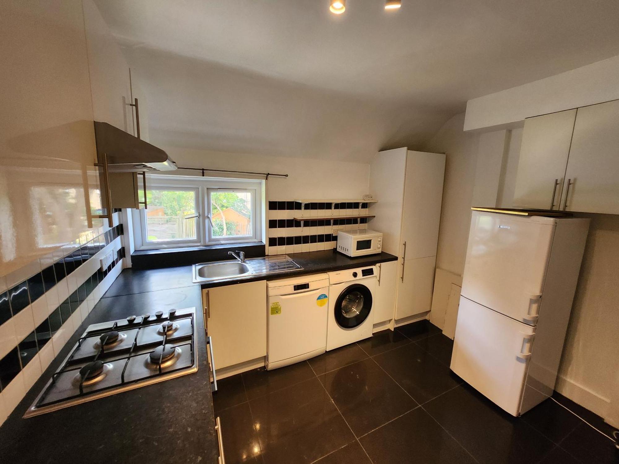 Flat With Work Station, Monitor, Smart Tv & Netflix Daire Londra Dış mekan fotoğraf